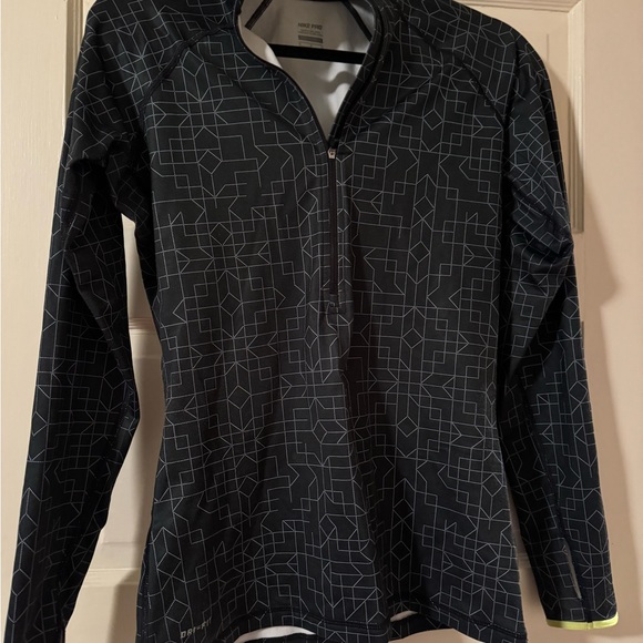Nike Pro top women’s long sleeve half zip - Picture 3 of 7